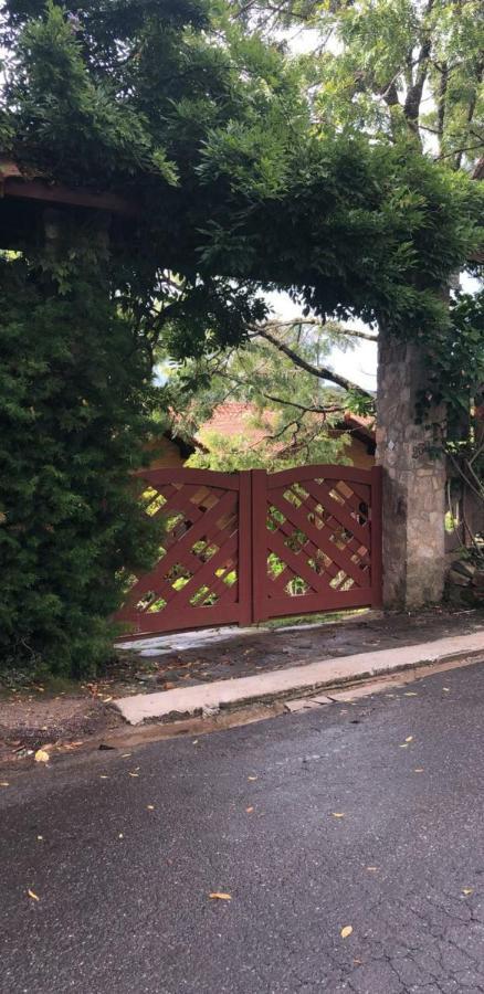 Casa Das Glicinias Perto Do Centro Βίλα Monte Verde  Εξωτερικό φωτογραφία